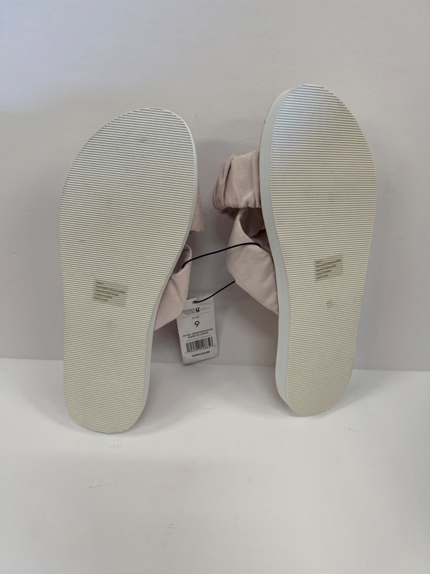 Chatties Slide Sandals - Blush Pink - Size 9 (Retail Price $36)