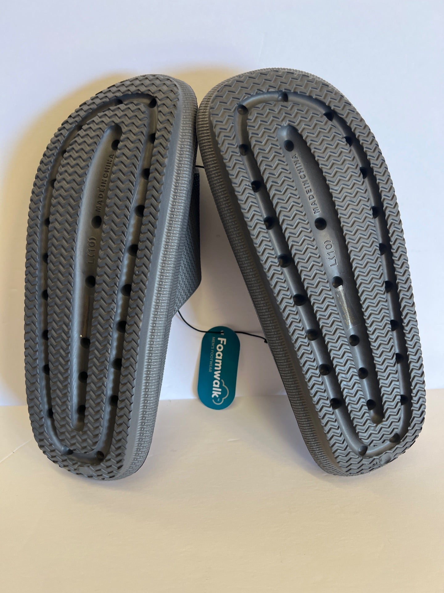 Foamwalk Slide On Sandals - Black - Size 10 (Retail Price $24)