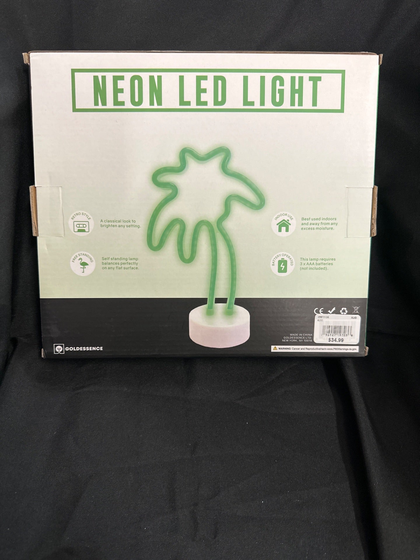 Palm Tree Neon LED Light (Retail Price $34.99)