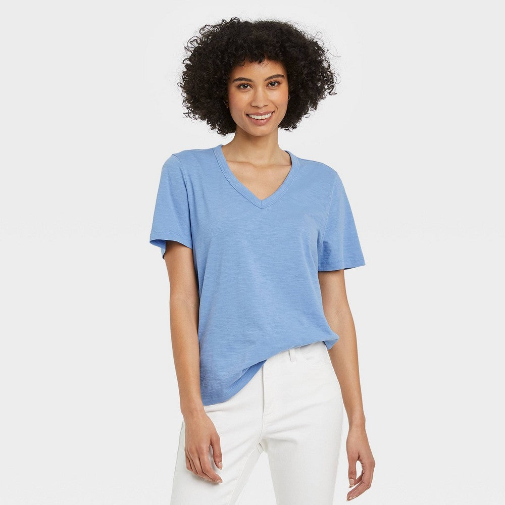 Women's Short Sleeve Relaxed Fit V-Neck T-Shirt - Universal Thread™