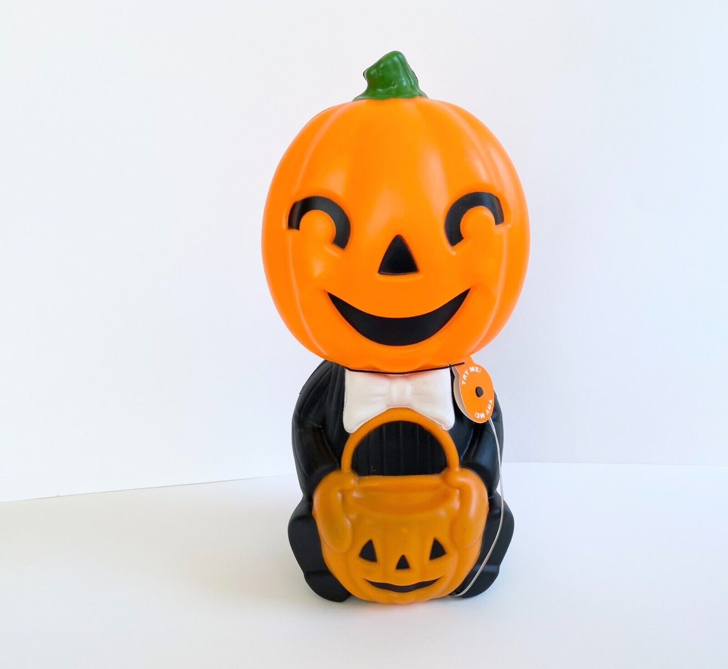 Light up Hyde & Eek Halloween 2022 Pumpkin Man Blow Mold