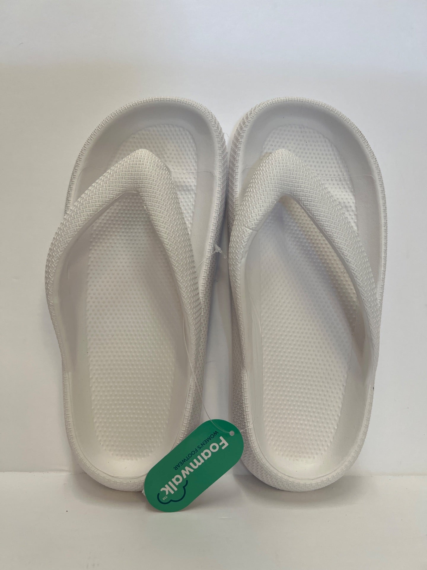 Foamwalk Slide On Sandals - White - Size 9 (Retail Price $24)