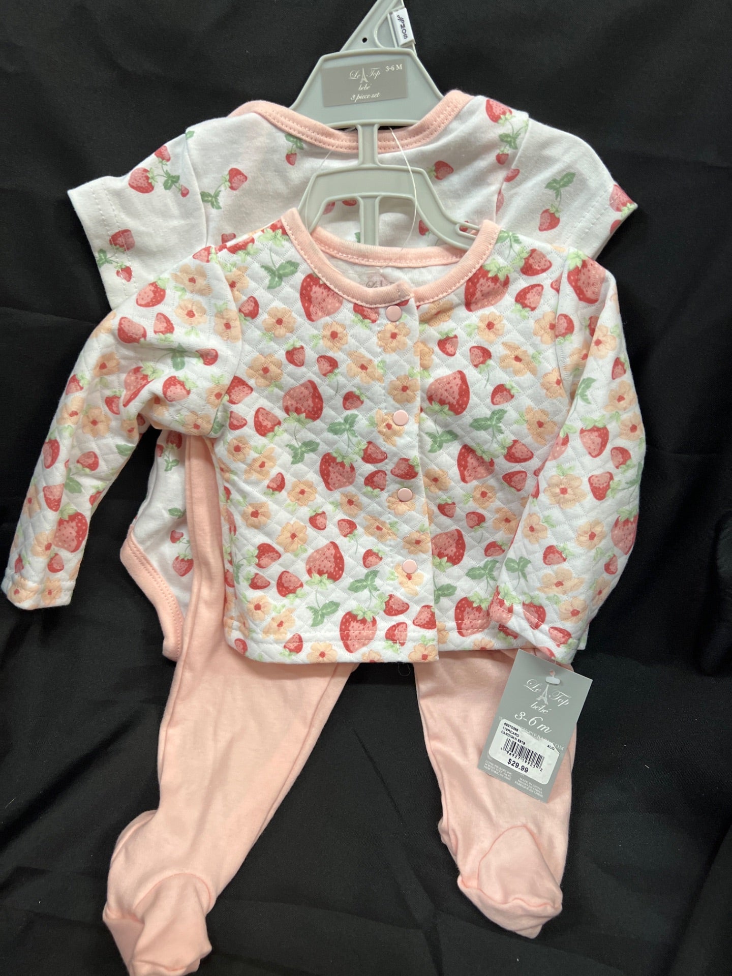 Le Top Bebe 3 piece infant set Strawberry - Size 3-6M (Retail Price $29.99)