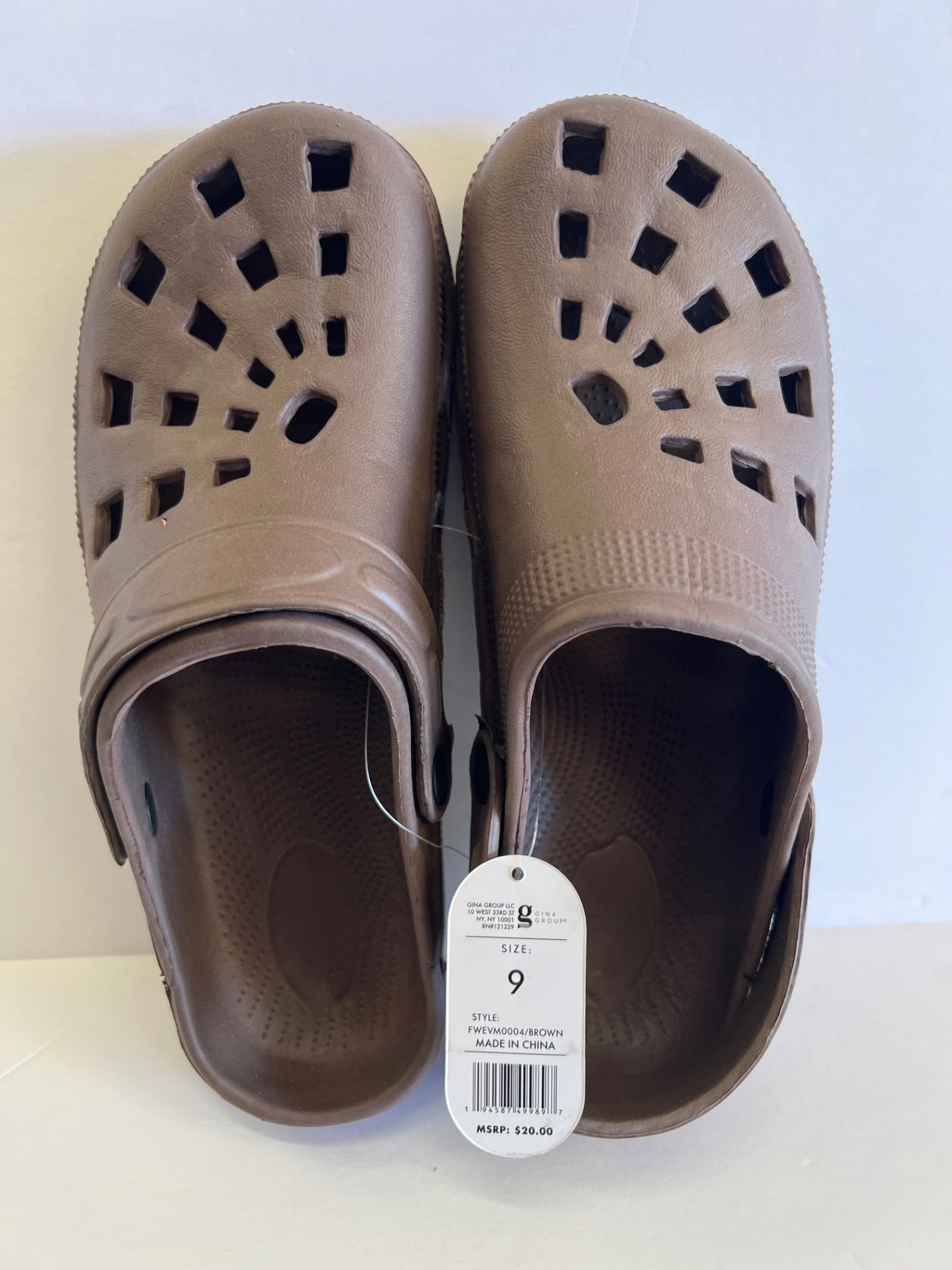 Foamwalk clogs - Brown - Size 9 (Retail Price $20)