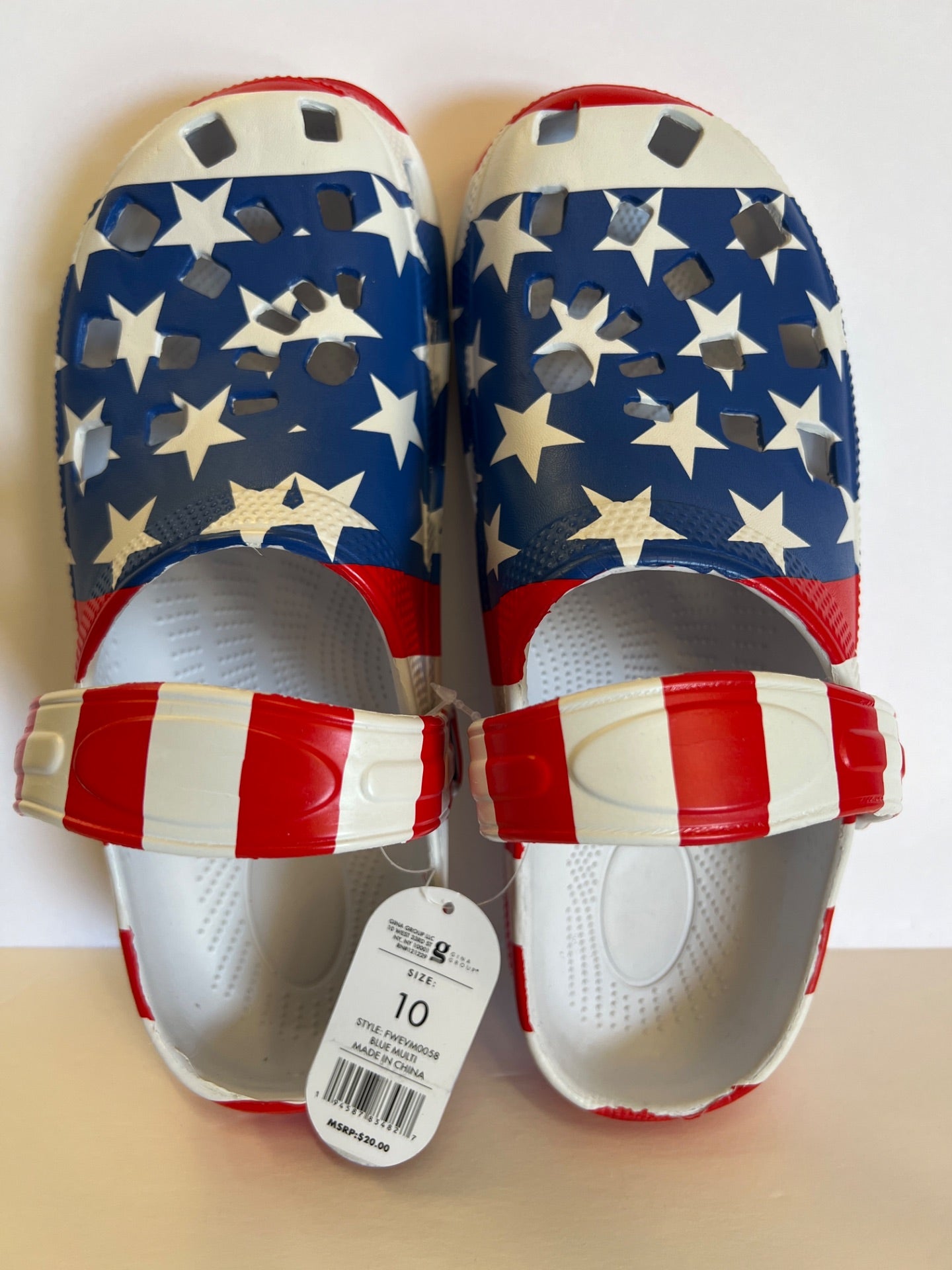 Foamwalk clogs - Red/White/Blue Pattern - Size 10 (Retail Price $20)