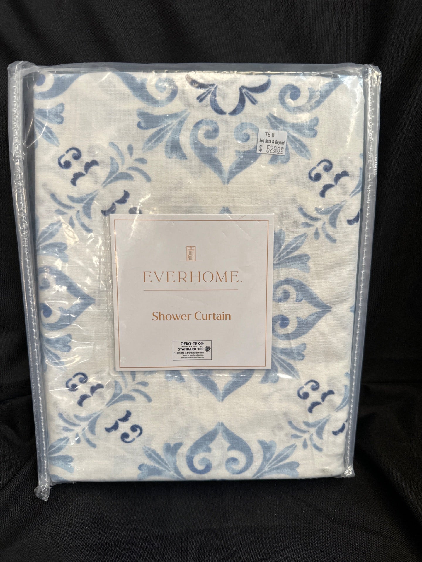 Everhome 72-Inch X 86-Inch Eloise Medallion Long Shower Curtain in Skyway (Retail Price $52.99)