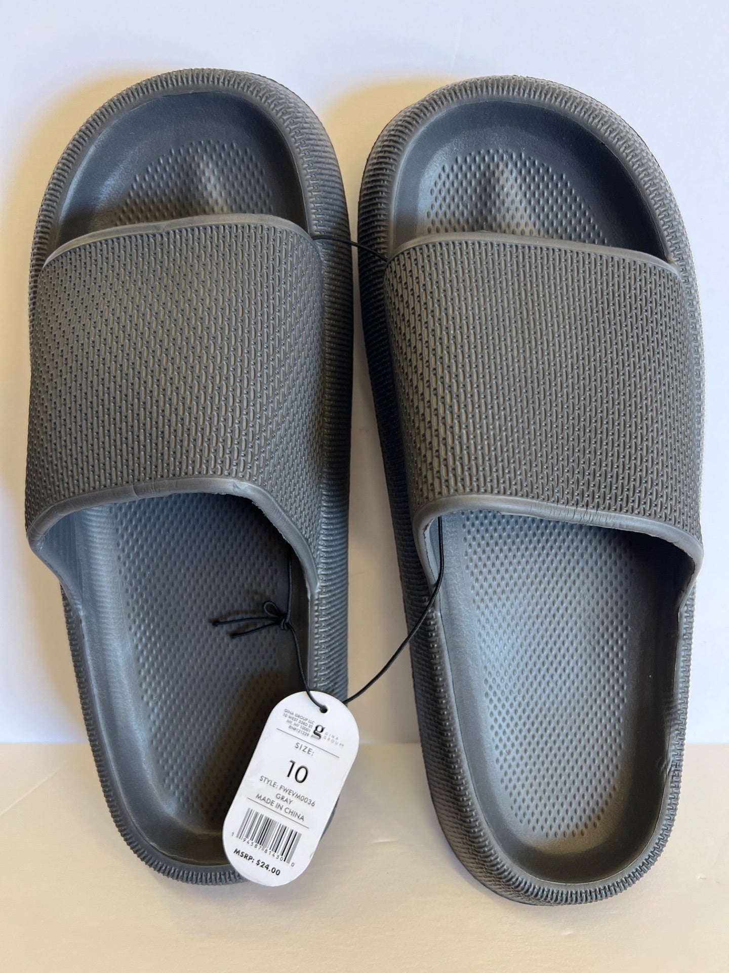 Foamwalk Slide On Sandals - Black - Size 10 (Retail Price $24)