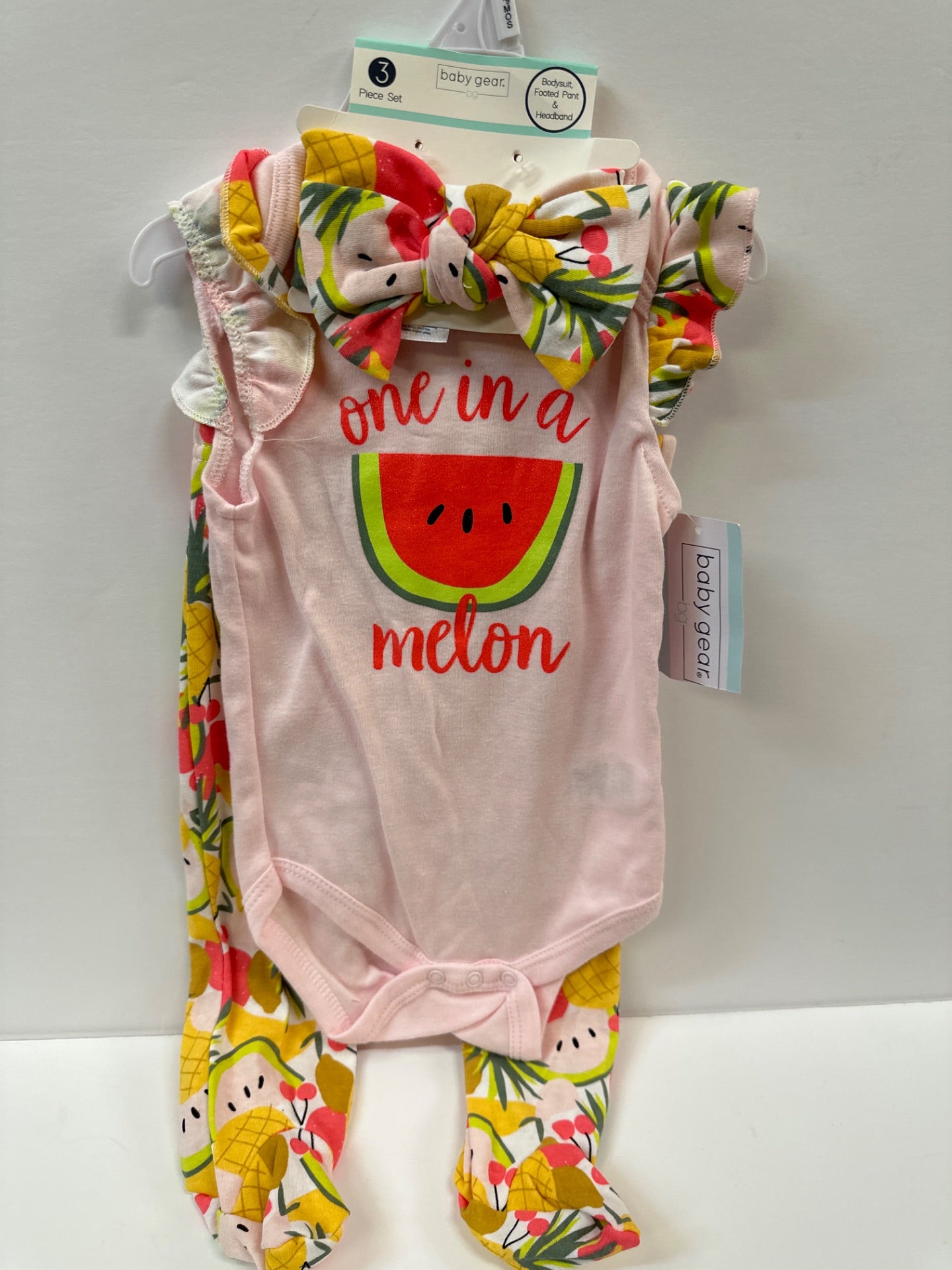 Baby Gear, 3 Piece Set - Melon- Girls 6-9m (Retail Price $21.99)